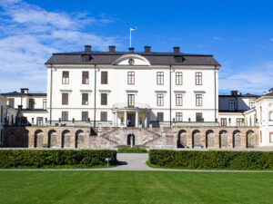 Kunglig vistelse för två på Rosersbergs Slottshotell