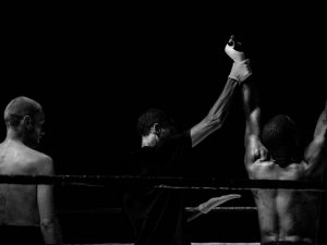 Fight med professionell MMA-utövare i Stockholm
