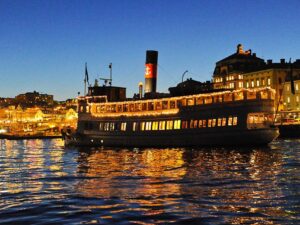 Stockholm: Julbuffé med lunch och glögg