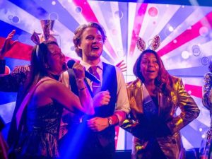 Karaokekväll med bubbel