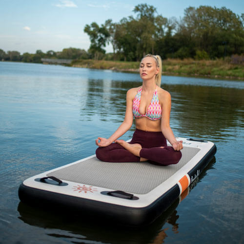 Prova på SUP-yoga