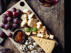 Vinprovning 4 viner & 4 ostar – kombinera ost och vin | Stockholm